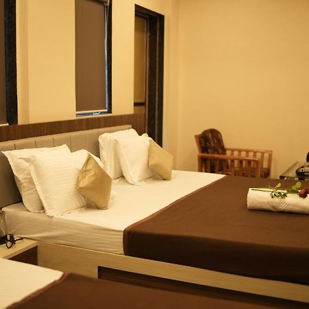 Hotel Sitara Inn Ratnāgiri Extérieur photo